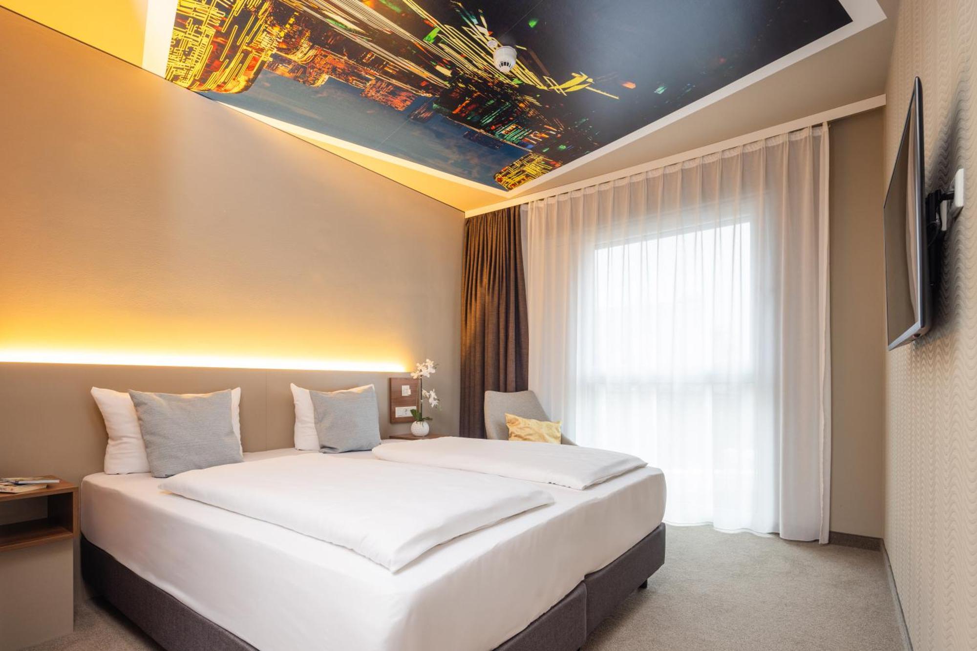 Hotel Styles Monheim 3*